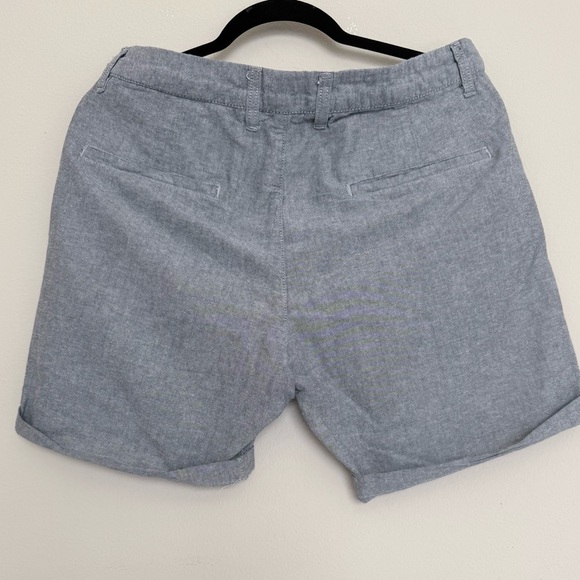 H&M Men's Shorts Size 31 - Picture 2 of 7
